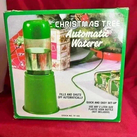 Christmas Tree Automatic Waterer - Picture 1 of 11